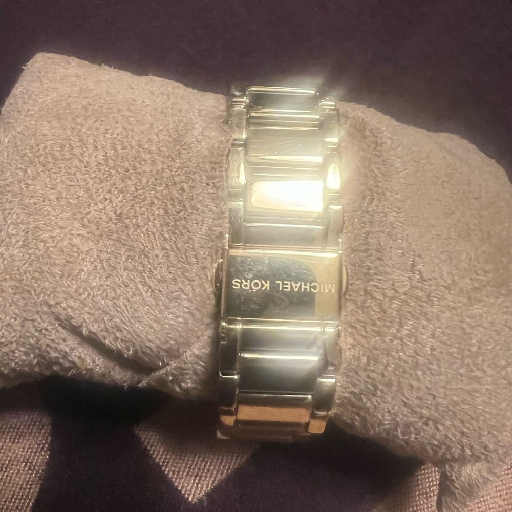 Michael Kors Gold Bracelet Watch Band - Picture 3 of 5